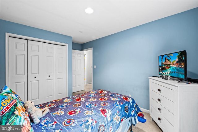 8012 PEMBROKE CIR, Spotsylvania, VA 22551