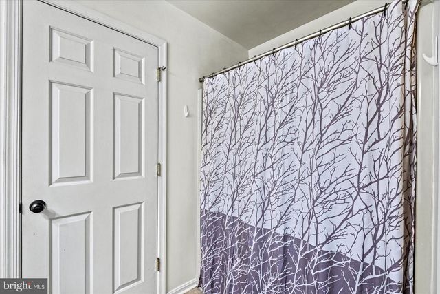 8012 PEMBROKE CIR, Spotsylvania, VA 22551