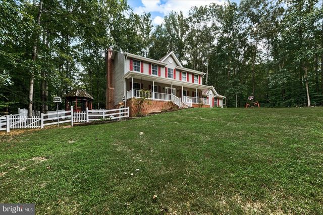 8012 PEMBROKE CIR, Spotsylvania, VA 22551