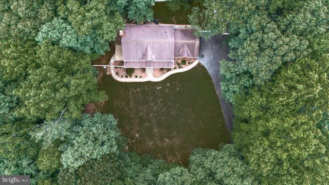 8012 PEMBROKE CIR, Spotsylvania, VA 22551