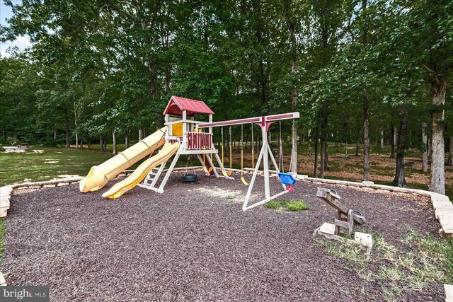 8012 PEMBROKE CIR, Spotsylvania, VA 22551