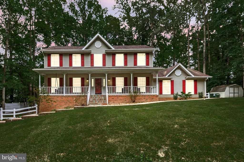 8012 PEMBROKE CIR, Spotsylvania, VA 22551