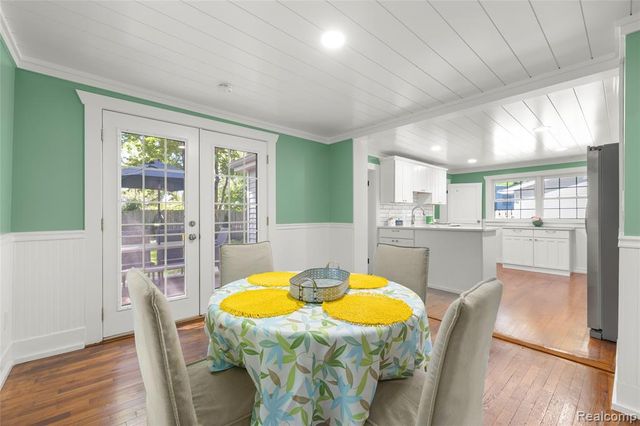 406 E Sherman Street, Holly, MI 48442