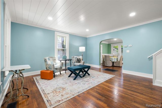406 E Sherman Street, Holly, MI 48442