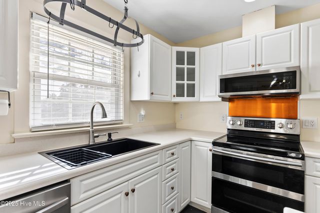 2612 Princess Place Drive, Wilmington, NC 28405