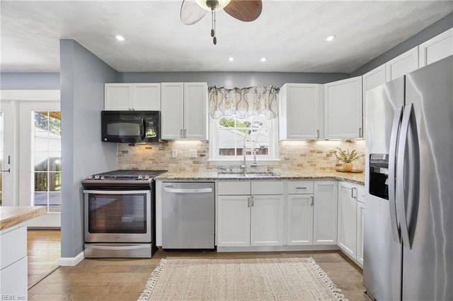 1618 Esquire ST, Norfolk, VA 23503