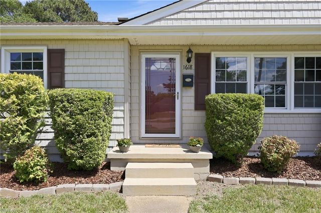 1618 Esquire ST, Norfolk, VA 23503