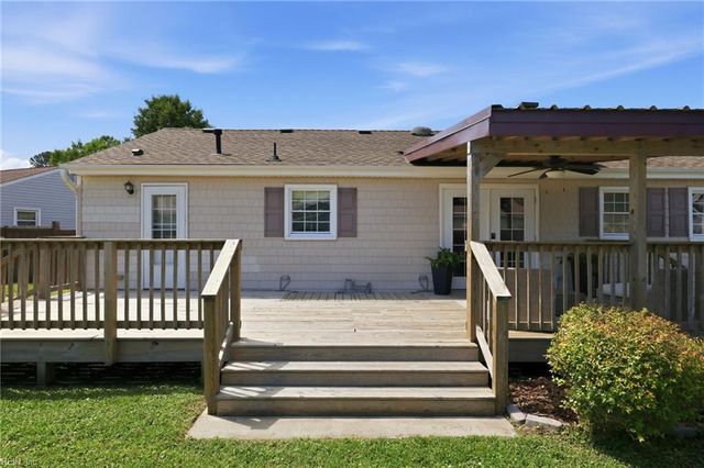 1618 Esquire ST, Norfolk, VA 23503