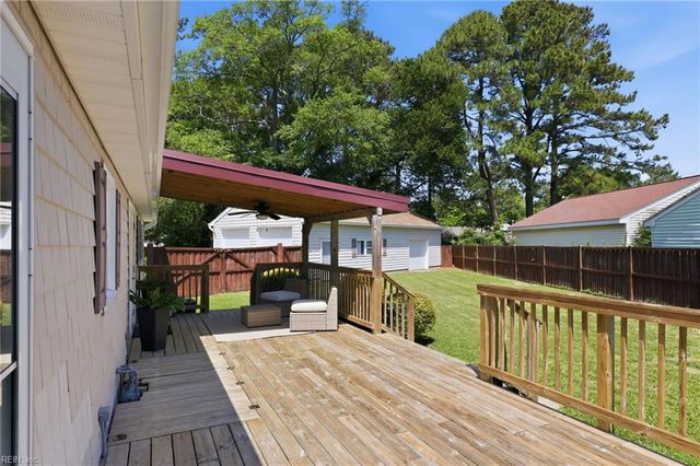 1618 Esquire ST, Norfolk, VA 23503