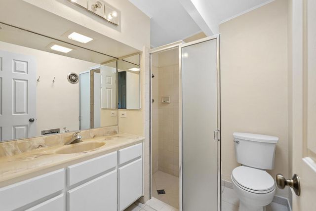 46185 California 74 23, Palm Desert, CA 92260