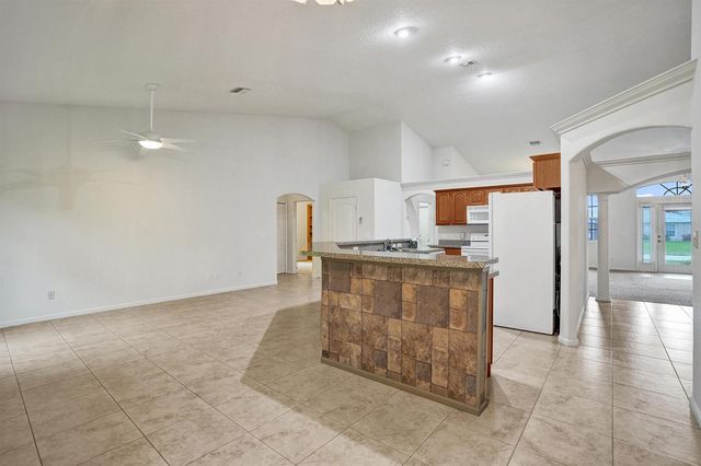 5825 NW Zenith Drive, Port St. Lucie, FL 34986