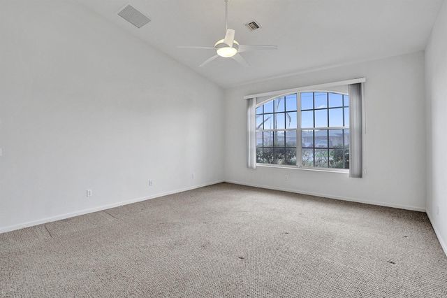 5825 NW Zenith Drive, Port St. Lucie, FL 34986