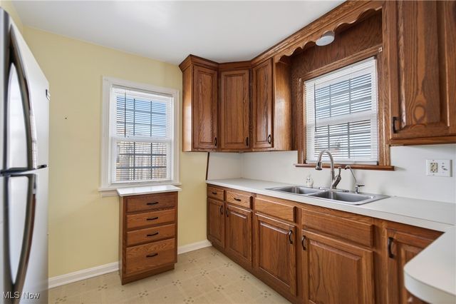 6410 El Mar Drive NW, North Canton, OH 44720