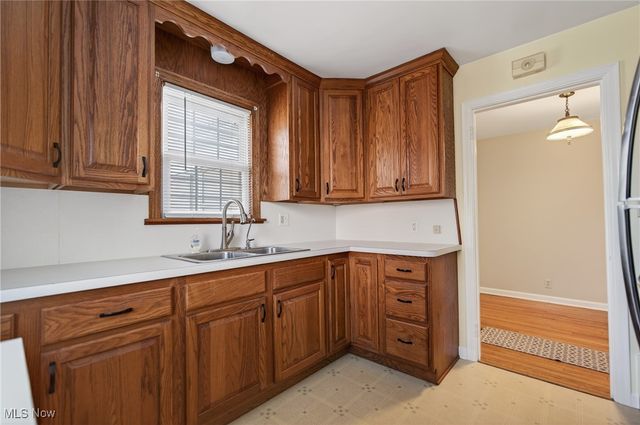 6410 El Mar Drive NW, North Canton, OH 44720