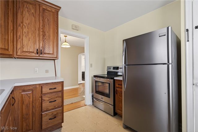 6410 El Mar Drive NW, North Canton, OH 44720