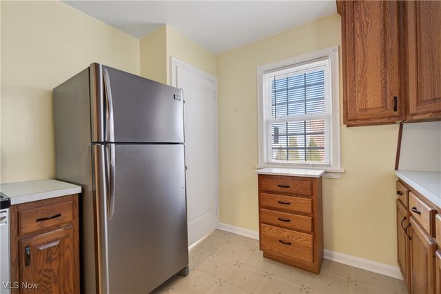 6410 El Mar Drive NW, North Canton, OH 44720