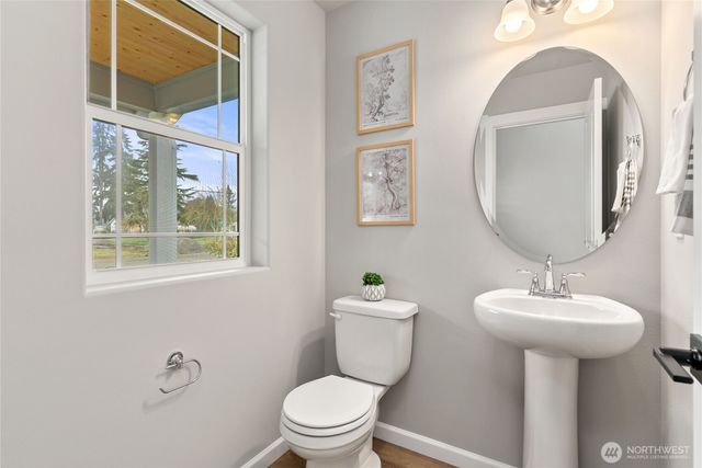 9319 17th Avenue E, Tacoma, WA 98445