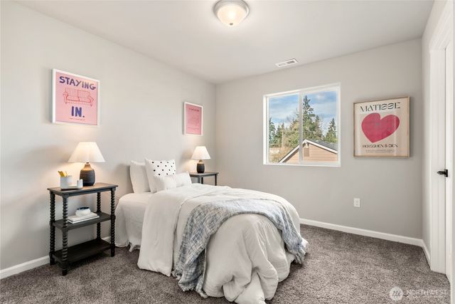 9319 17th Avenue E, Tacoma, WA 98445