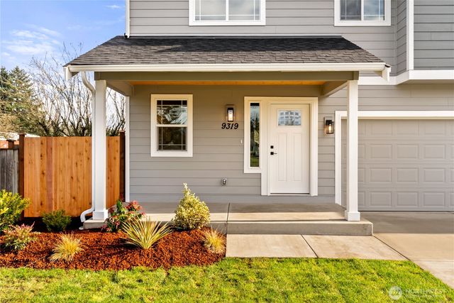 9319 17th Avenue E, Tacoma, WA 98445