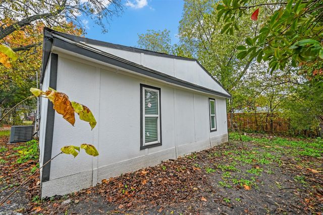 105 Short Street, Farmersville, TX 75442