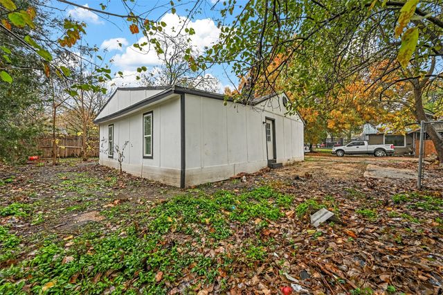 105 Short Street, Farmersville, TX 75442