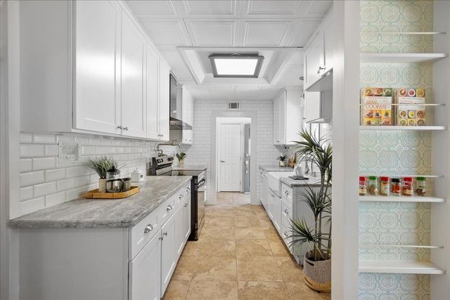 8424 Aplite Ct, Citrus Heights, CA 95610