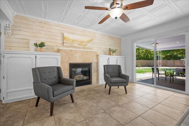 8424 Aplite Ct, Citrus Heights, CA 95610