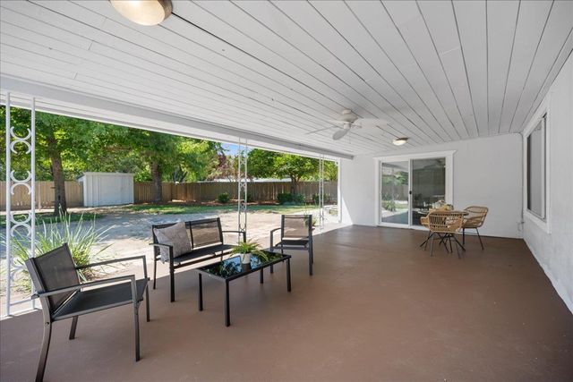 8424 Aplite Ct, Citrus Heights, CA 95610