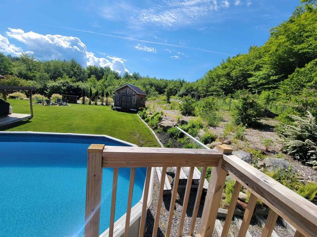 11 Vail Road, Sanbornton, NH 03269
