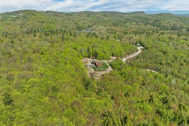 11 Vail Road, Sanbornton, NH 03269
