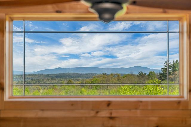 11 Vail Road, Sanbornton, NH 03269