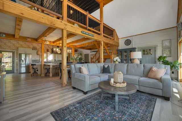 11 Vail Road, Sanbornton, NH 03269
