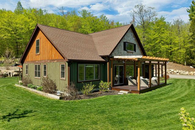11 Vail Road, Sanbornton, NH 03269