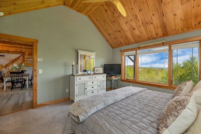 11 Vail Road, Sanbornton, NH 03269