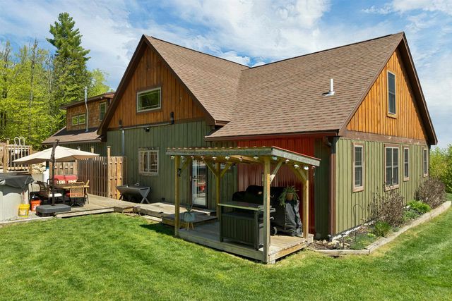 11 Vail Road, Sanbornton, NH 03269