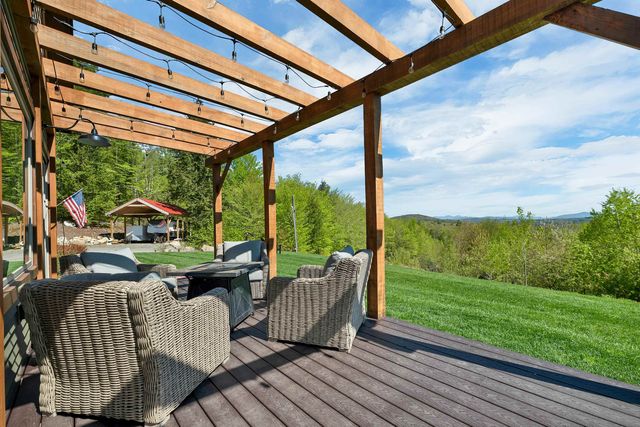 11 Vail Road, Sanbornton, NH 03269