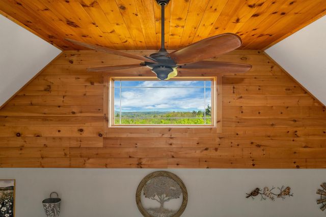 11 Vail Road, Sanbornton, NH 03269