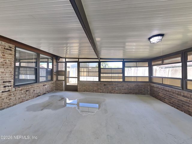 3121 SOUTHWELL Court, Jacksonville, FL 32225