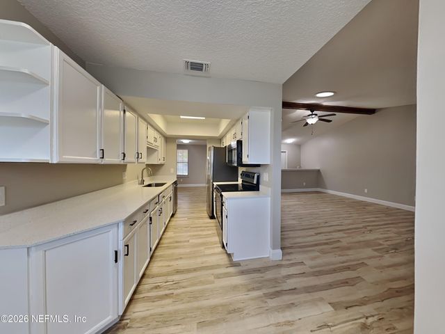 3121 SOUTHWELL Court, Jacksonville, FL 32225
