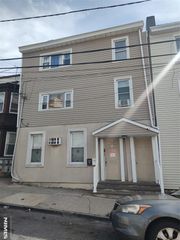 12 Ward Street, Paterson, NJ 07501