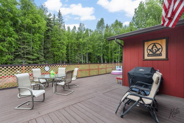 2525 DAWSON ROAD, North Pole, AK 99705