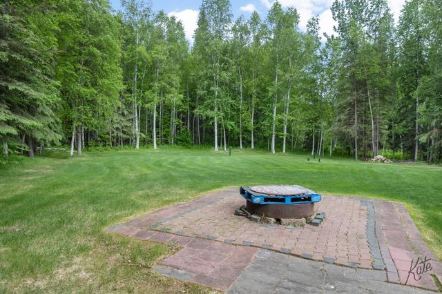 2525 DAWSON ROAD, North Pole, AK 99705