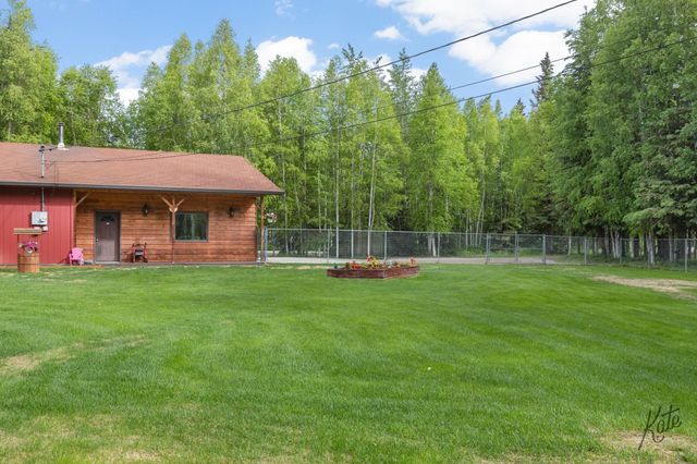 2525 DAWSON ROAD, North Pole, AK 99705