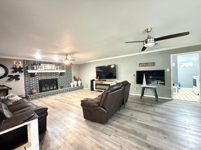 510 S Avenue O, Clifton, TX 76634
