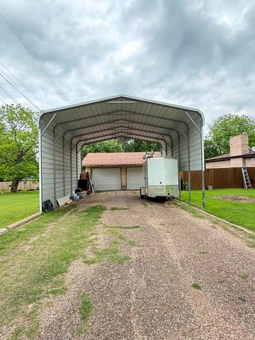 510 S Avenue O, Clifton, TX 76634