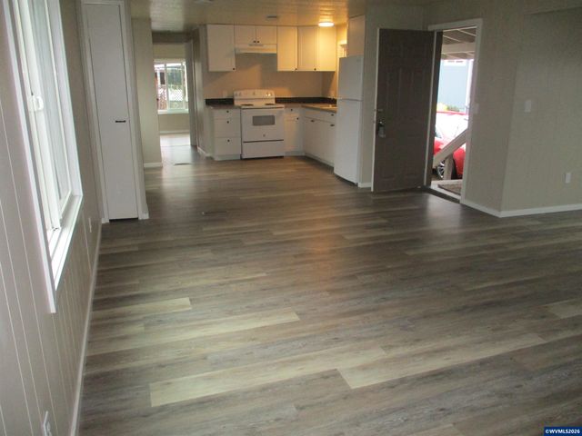 176 47th Av NE 176, Salem, OR 97301