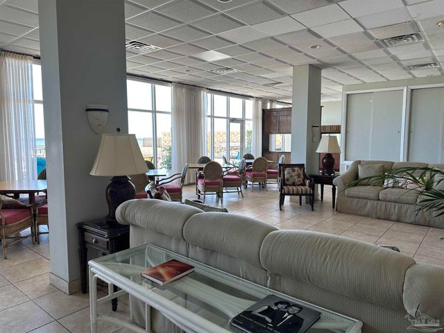 825 Bayshore 701, Pensacola, FL 32507