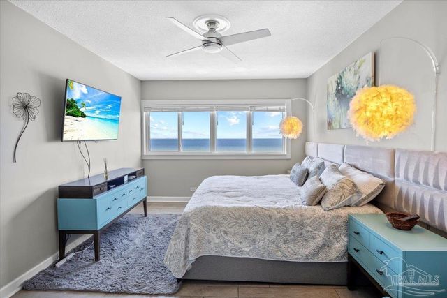 825 Bayshore 701, Pensacola, FL 32507