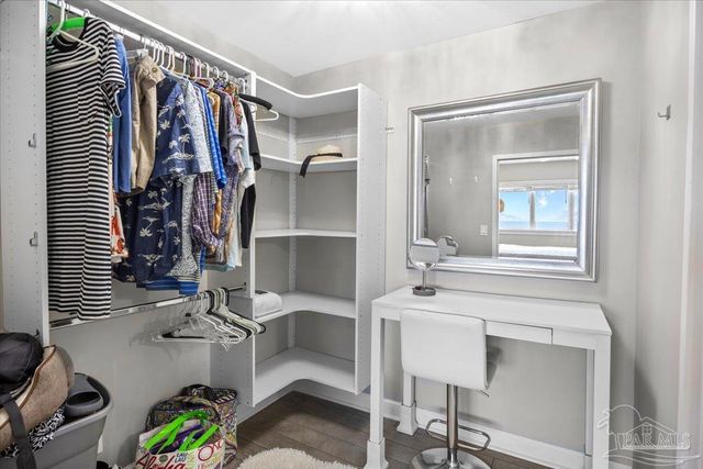 825 Bayshore 701, Pensacola, FL 32507