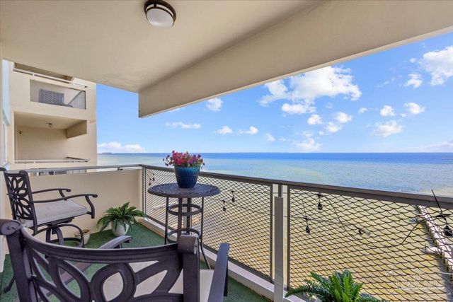 825 Bayshore 701, Pensacola, FL 32507